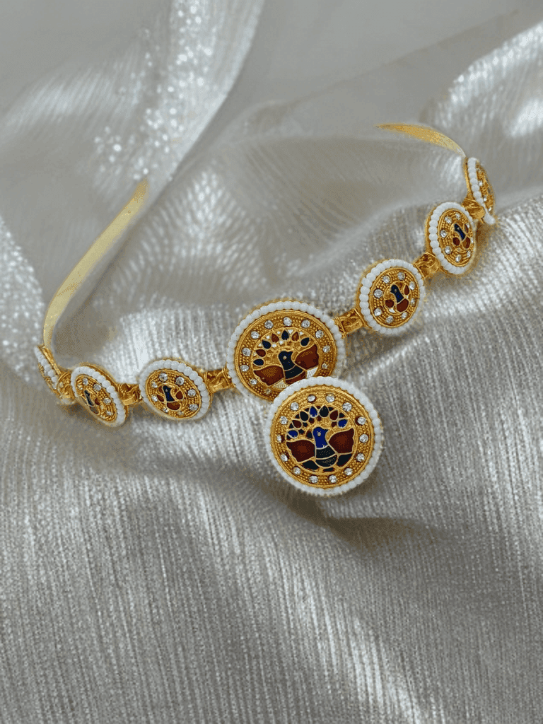 Rajputi Multi colour hair band with bor brola and mathapatti shishful - Priyangkrita by Freekart