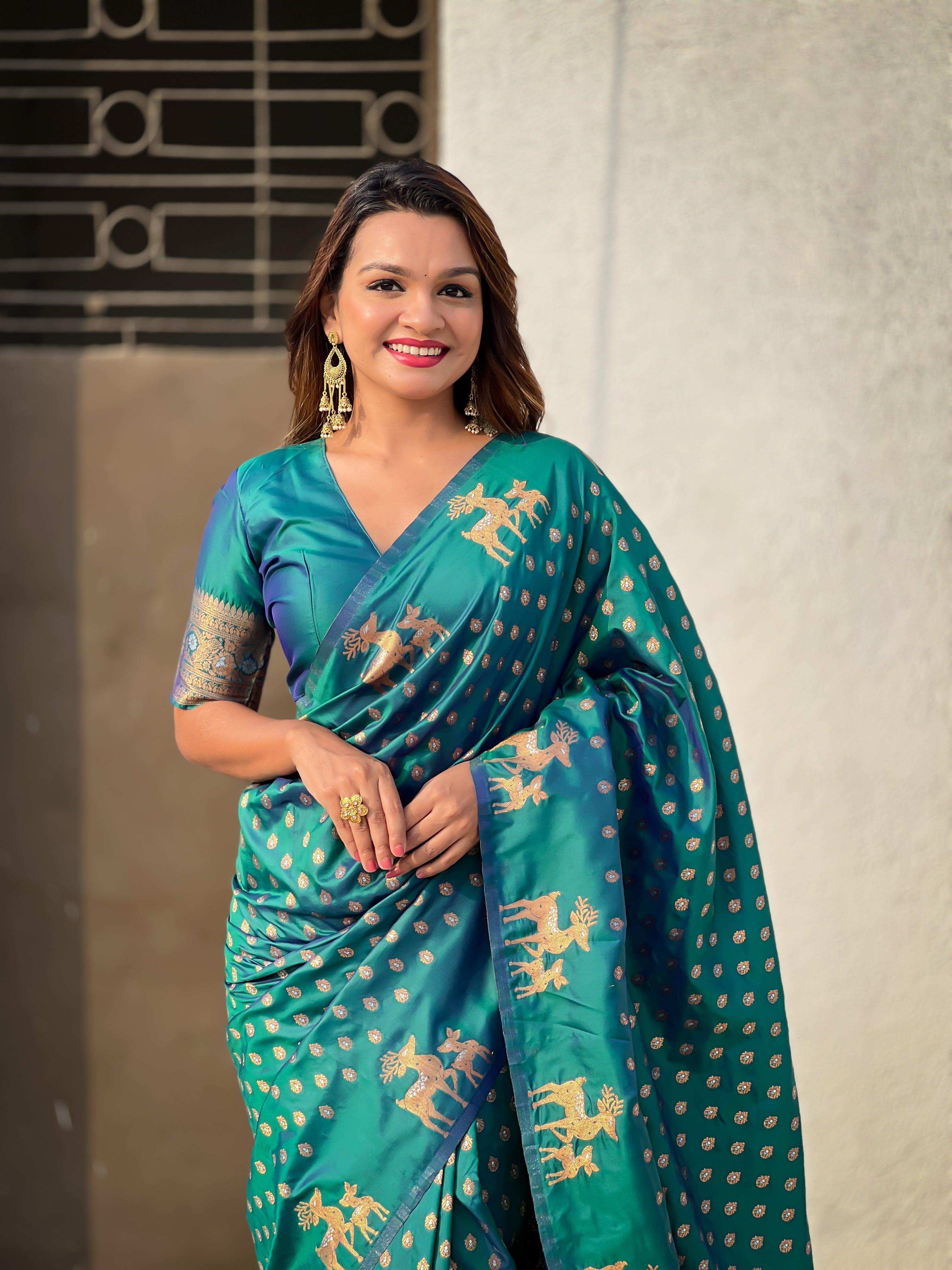 Priyangkrita Green Soft Silk Dual Zari Woven Saree With Deer Border - Priyangkrita by Freekart