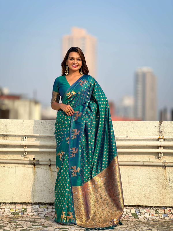 Priyangkrita Green Soft Silk Dual Zari Woven Saree With Deer Border - Priyangkrita by Freekart
