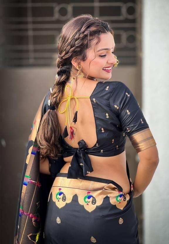 Priyangkrita Embellished Paithani Silk Blend Saree  (Black, Gold) - Priyangkrita by Freekart