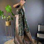 Priyangkrita Royal Green Luxurious Soft Silk Saree with Triple Zari Paan Weaves and Regal Zari Woven Pallu - Priyangkrita by Freekart